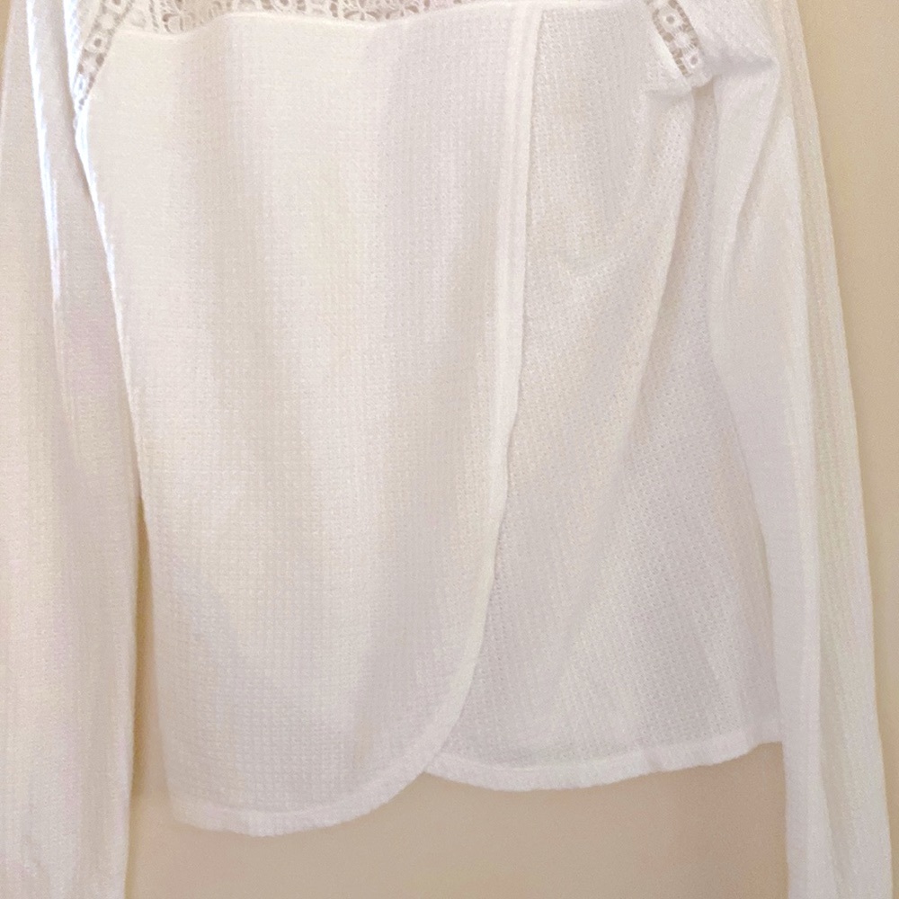 NWOT. Lucky Brand white laced summer blouse. - Picture 5 of 8